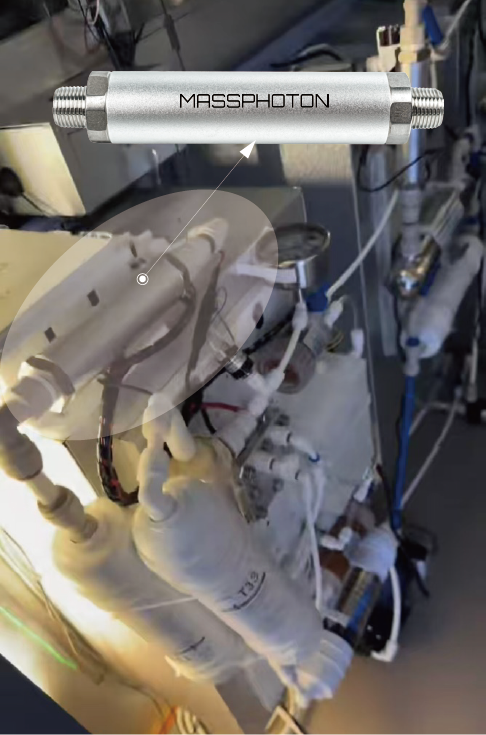 تم تركيب وحدة التطهير بالأشعة فوق البنفسجية عند مخرج موزع المياه كحاجز نهائي